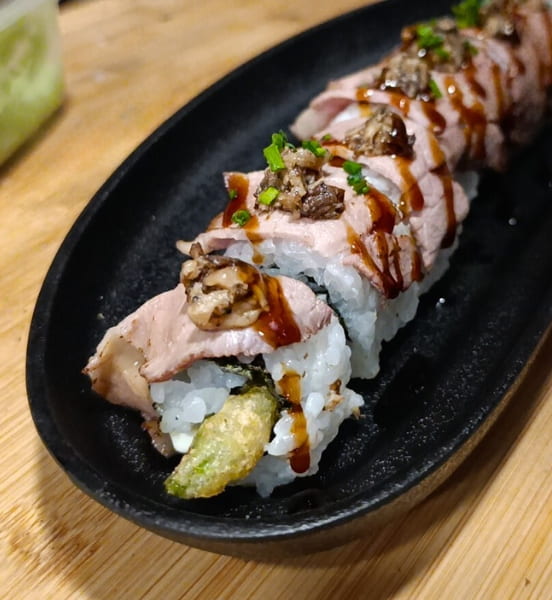 uramaki de picaña en En Uno Somo