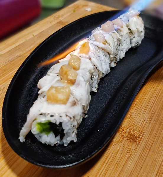 Uramaki Sushi en Somo en Restaurante En Uno