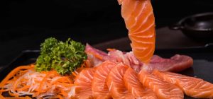 Sashimi la técnica degustar pescado crudo en En Uno Somo