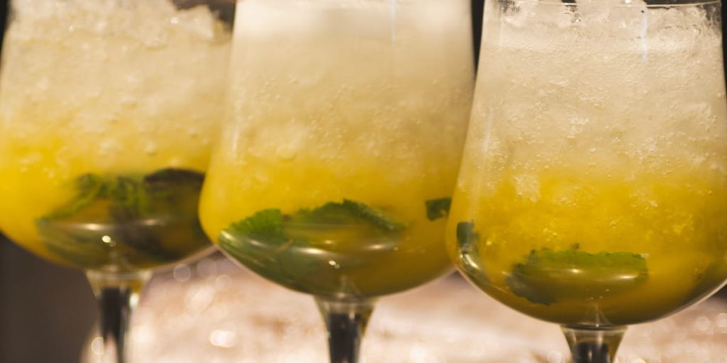 los mejores cócteles en Somo en En Uno